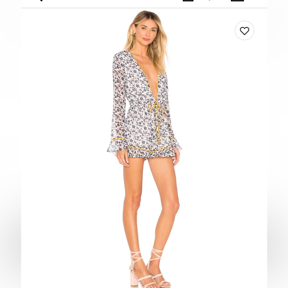 Light long sleeved romper!
